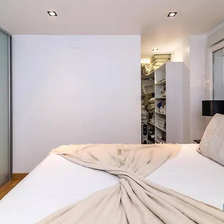 Luxurious Beachside In The Heart Of Puente *