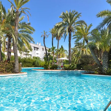 Luxurious Beachside In The Heart Of Puente Apartamento Marbella