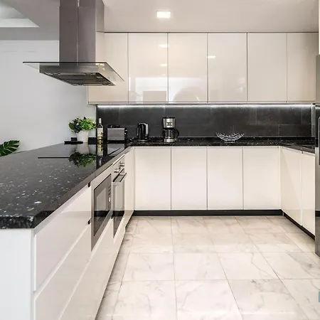 דירה Luxurious Beachside In The Heart Of Puente *