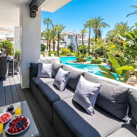 Luxurious Beachside In The Heart Of Puente * Marbellac