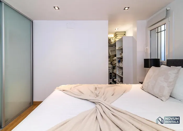 Luxurious Beachside In The Heart Of Puente *