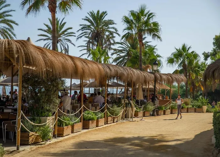 Apartament Luxurious Beachside In The Heart Of Puente Marbella