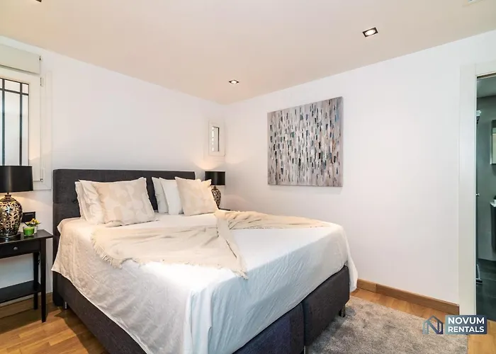 Апартаменты Luxurious Beachside In The Heart Of Puente Марбелья