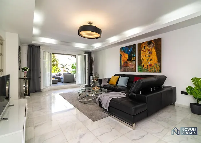 Luxurious Beachside In The Heart Of Puente Апартаменты Марбелья